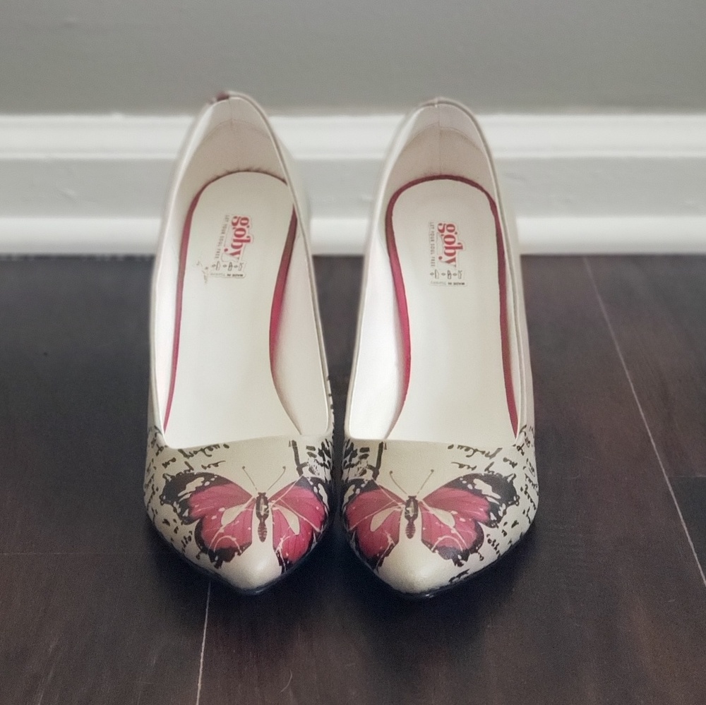 🦋 Goby Butterfly Heels, Size 9